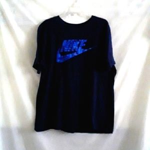 Nike Tee